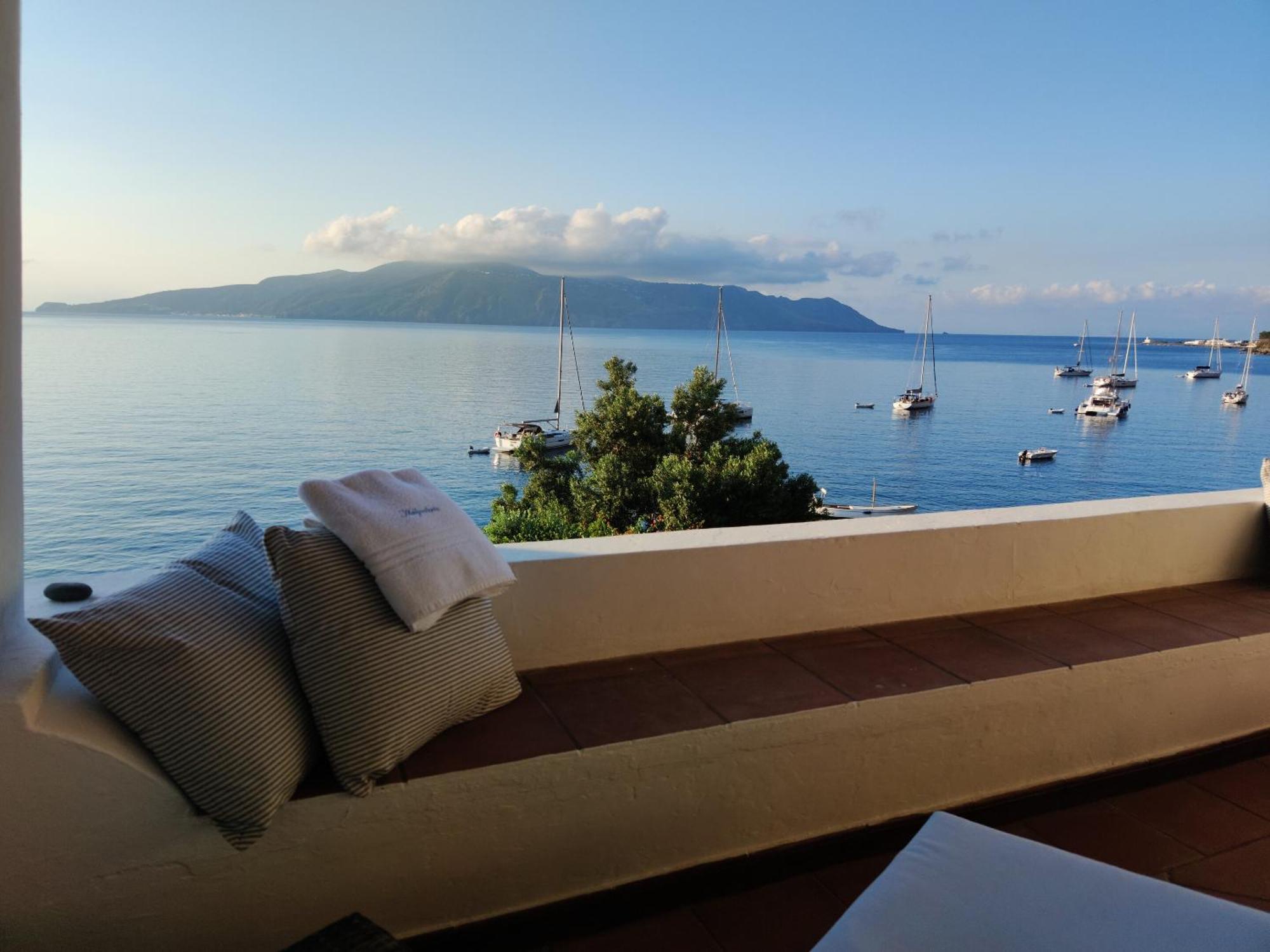 Halgoduria Hotel Санта Марина Салина Стая снимка