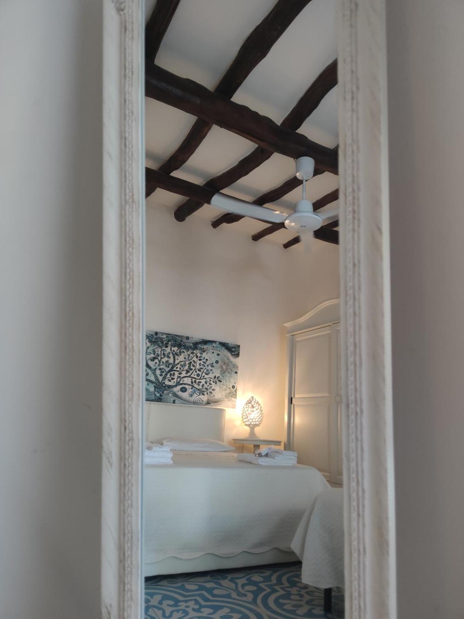 Halgoduria Hotel Санта Марина Салина Стая снимка